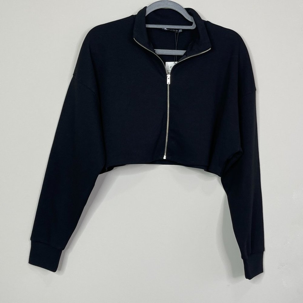 NWT Zara Cropped Zip Sweatshirt Black Size Medium